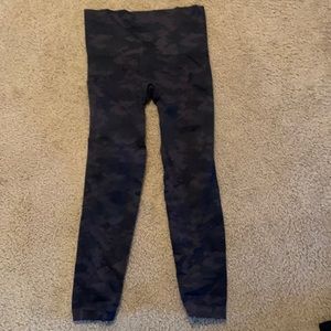 Spanx Camo Essential Leggings